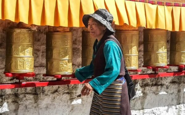 tibet-people