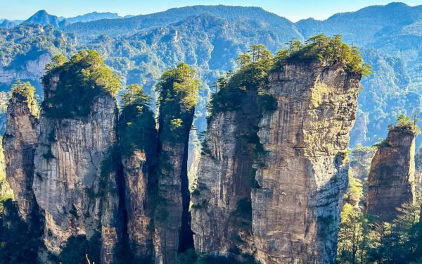 zhangjiajie-avatar-mountains